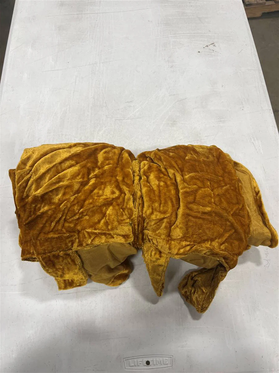 Assorted Bedding - Image 4